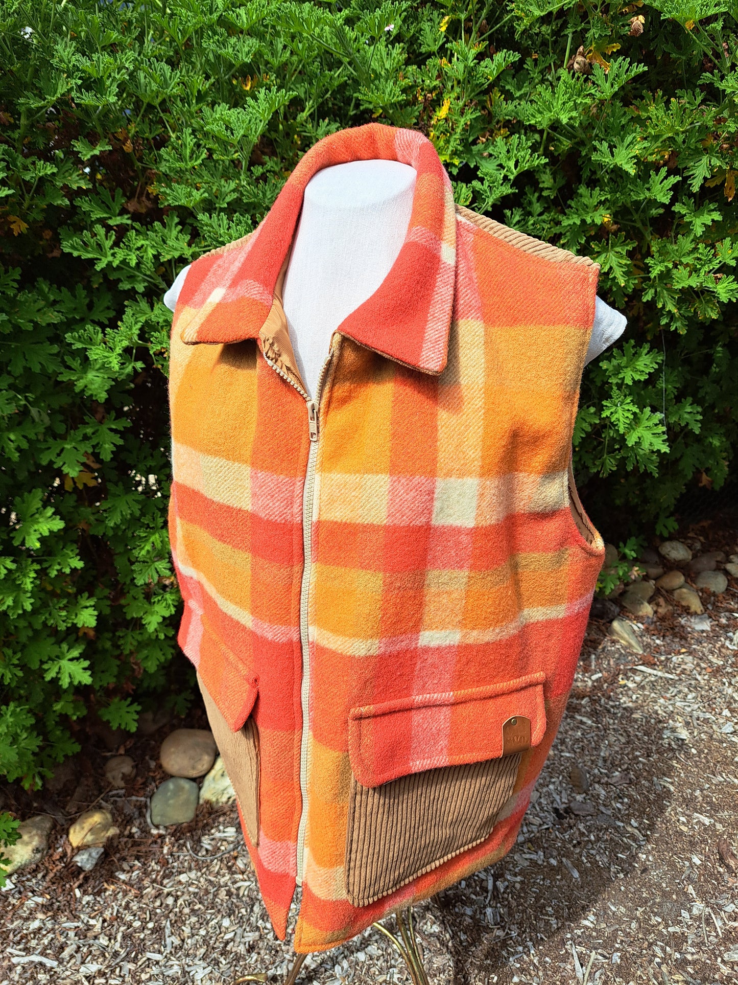 Heritage Body Warmer - Cherry