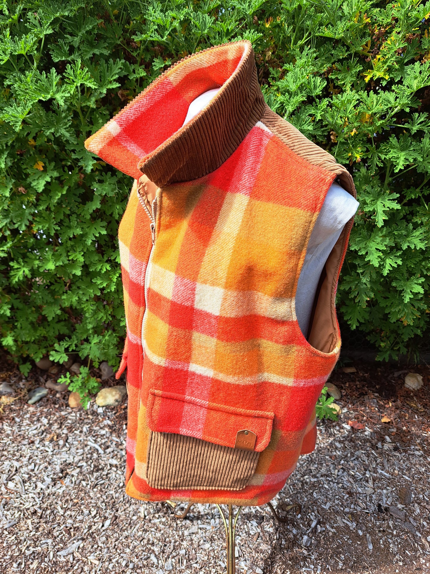 Heritage Body Warmer - Cherry