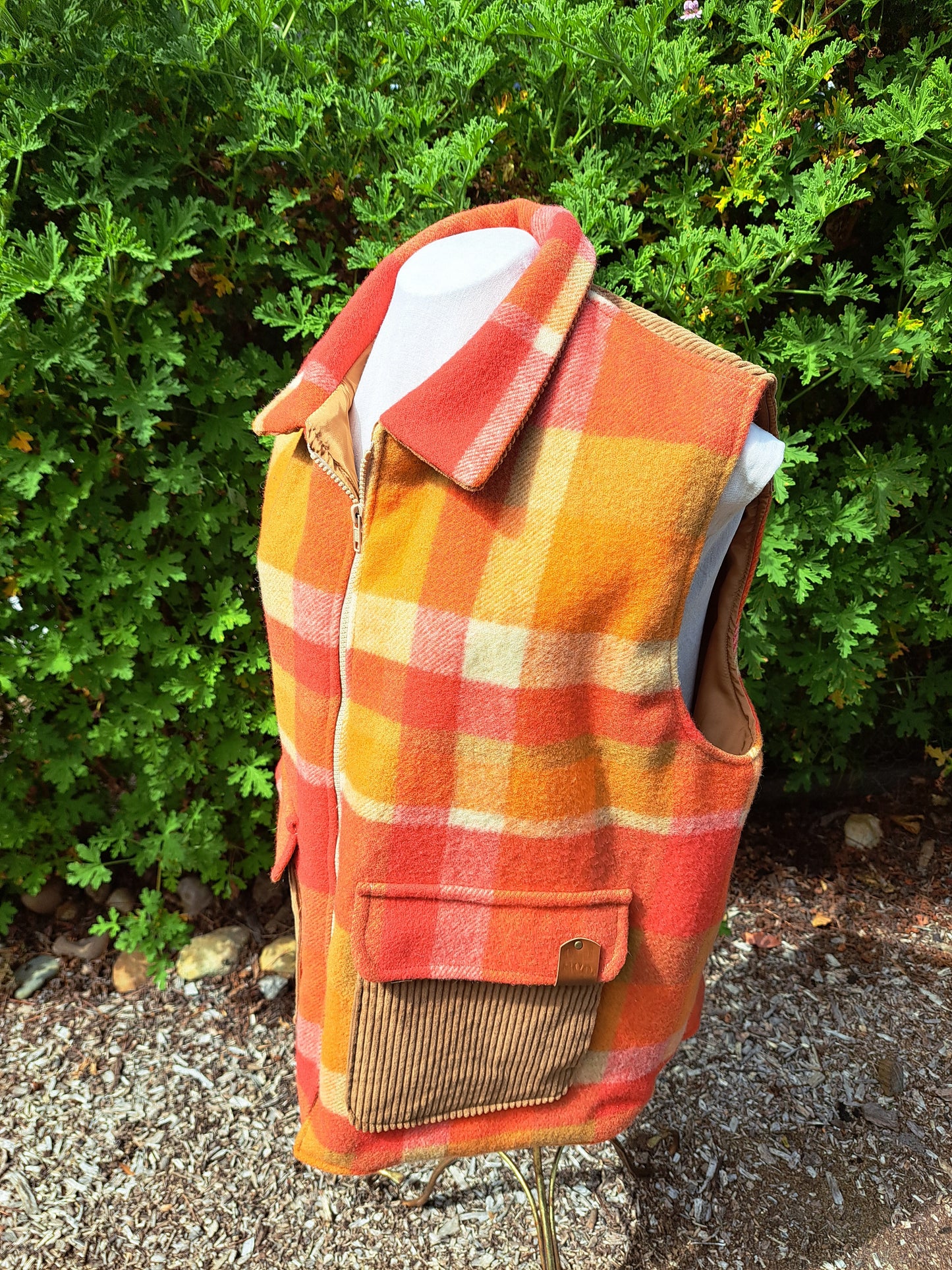 Heritage Body Warmer - Cherry